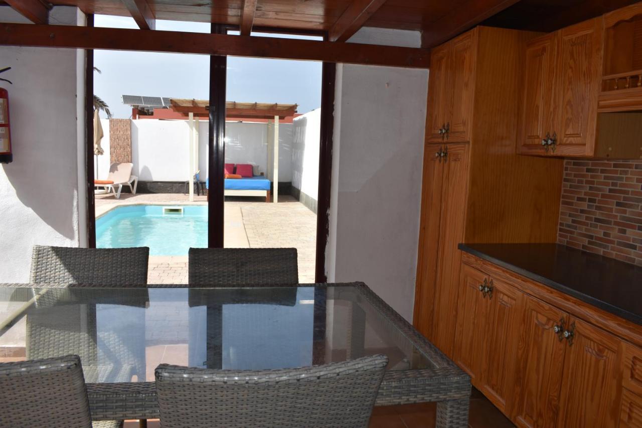 Villa Experience Heated Salty Water Pool Caleta De Fuste Exterior foto