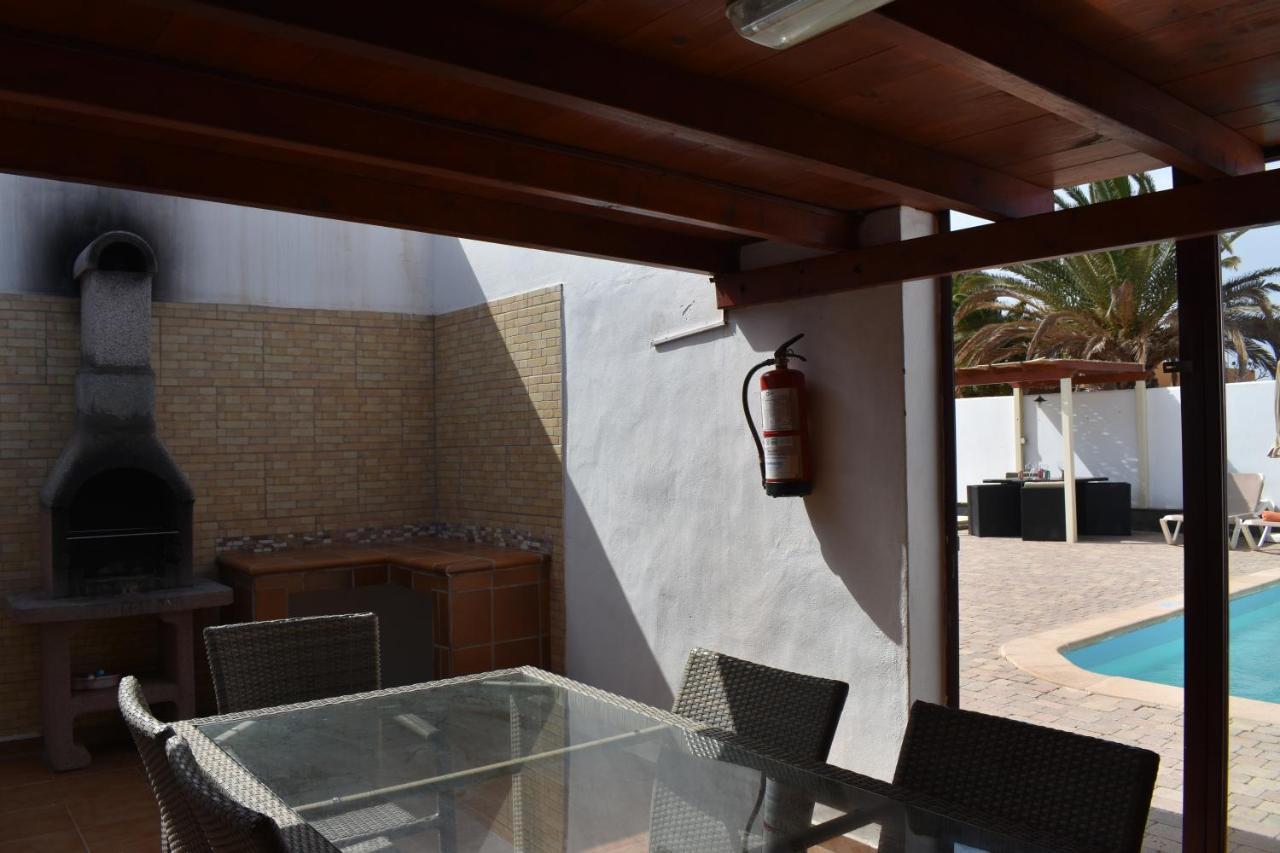 Villa Experience Heated Salty Water Pool Caleta De Fuste Exterior foto