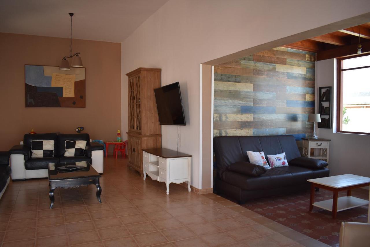 Villa Experience Heated Salty Water Pool Caleta De Fuste Exterior foto
